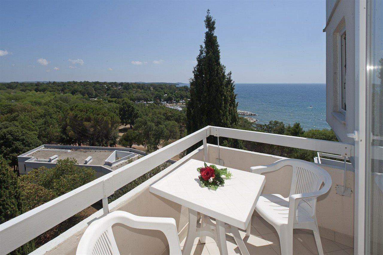 Hotel Delfin Plava Laguna Mugeba Exterior photo