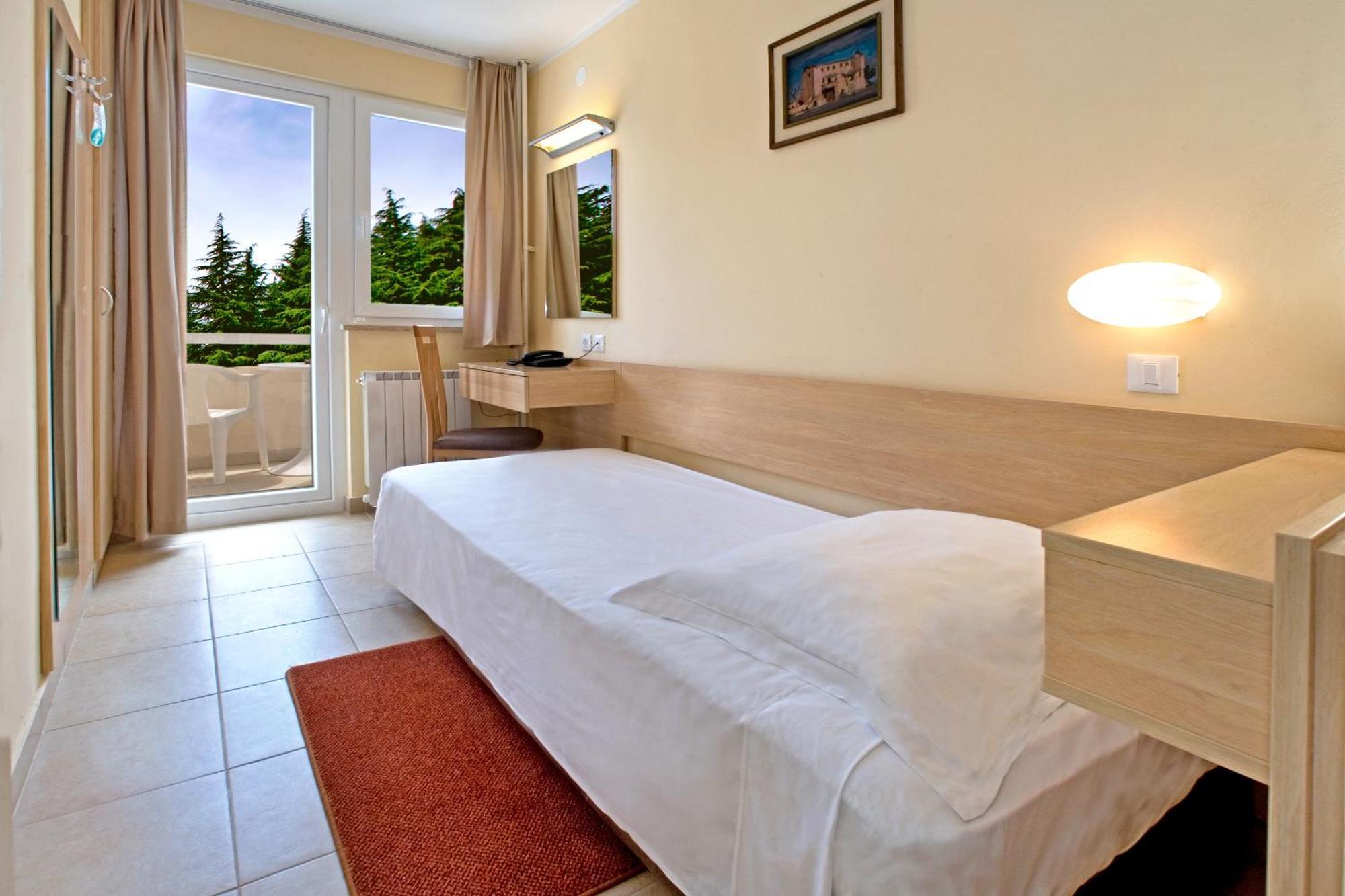Hotel Delfin Plava Laguna Mugeba Room photo